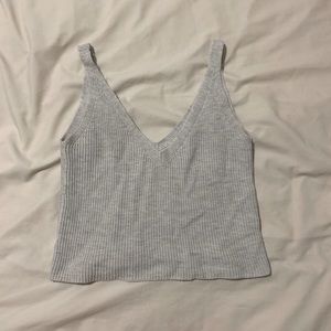 Tank top/crop top. Off white grey cropped ribbed tank top